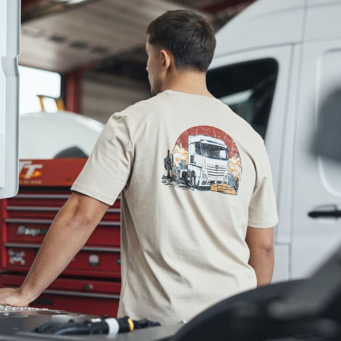 Desert Graphic T-shirt