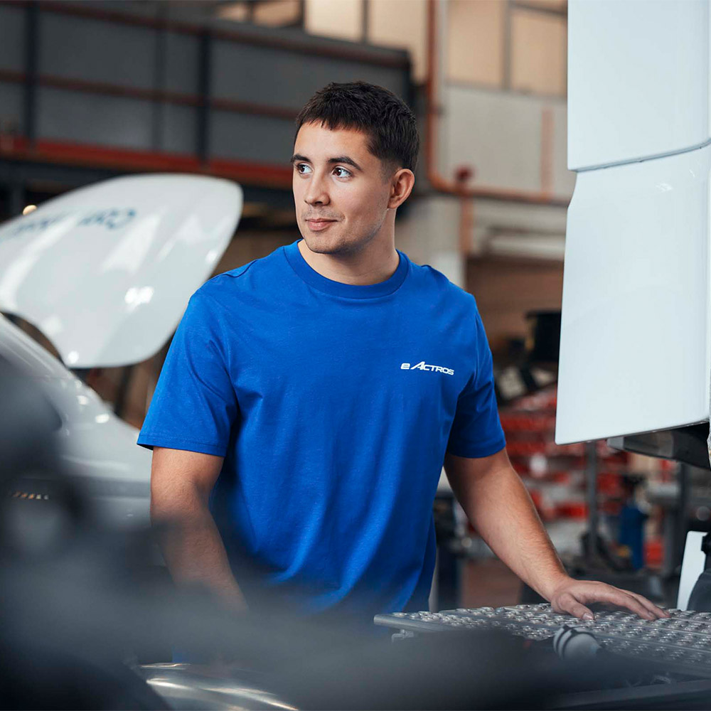 eActros Unisex T-Shirt Blue