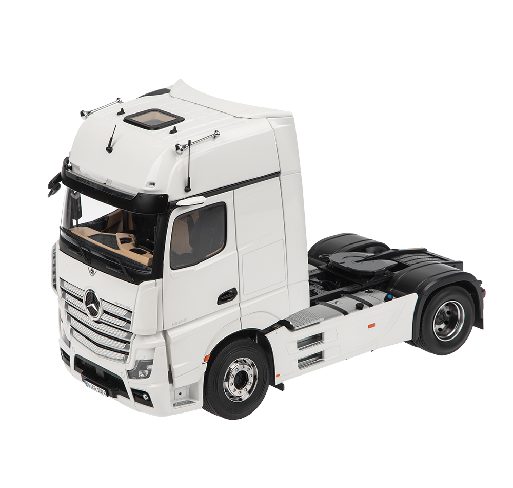 NZG Mercedes-Benz Actros L White 1:18