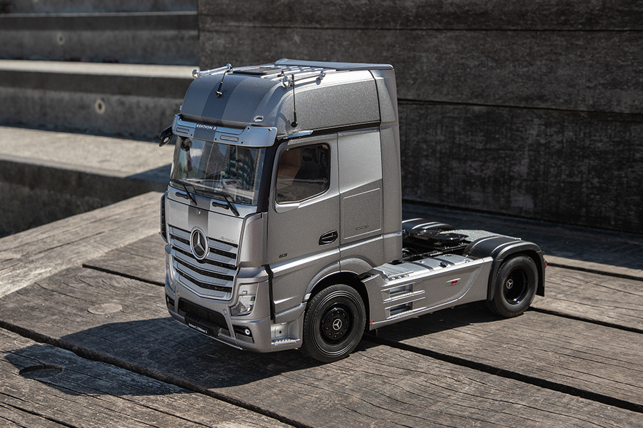 Mercedes-benz scale model truck in silver